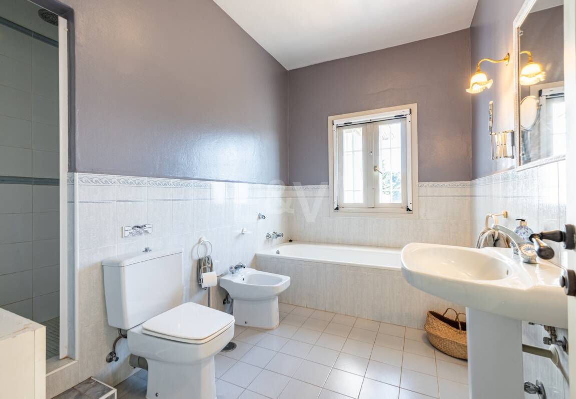 Elegante Villa im privaten mediterranen Refugium El Madroñal