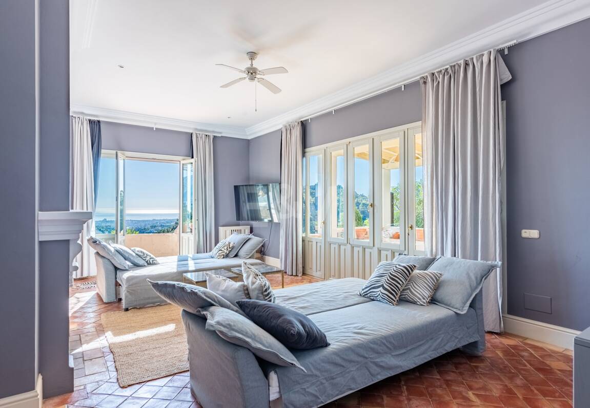 Elegante Villa im privaten mediterranen Refugium El Madroñal