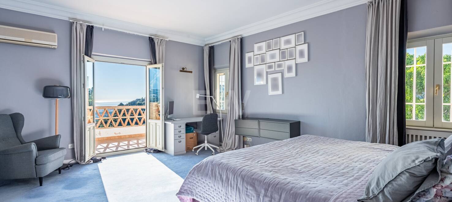 Elégante villa, dans le Havre Méditerranéen privé d'El Madroñal