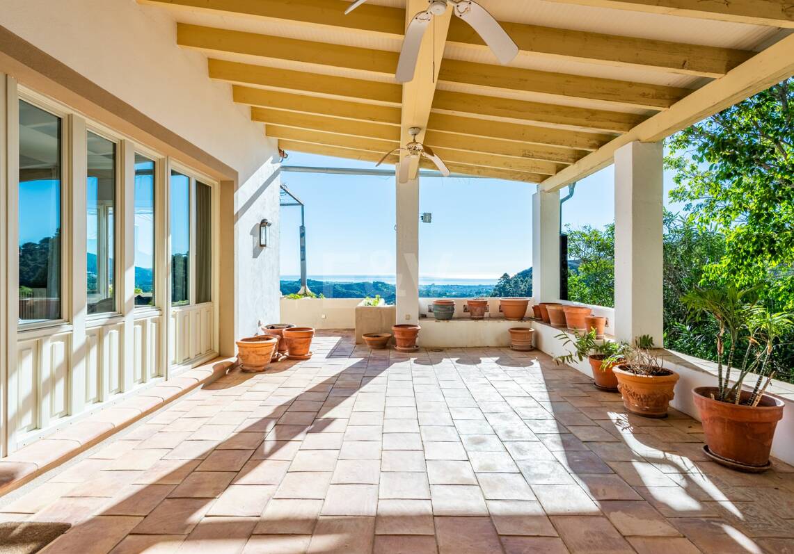 Elegante Villa im privaten mediterranen Refugium El Madroñal