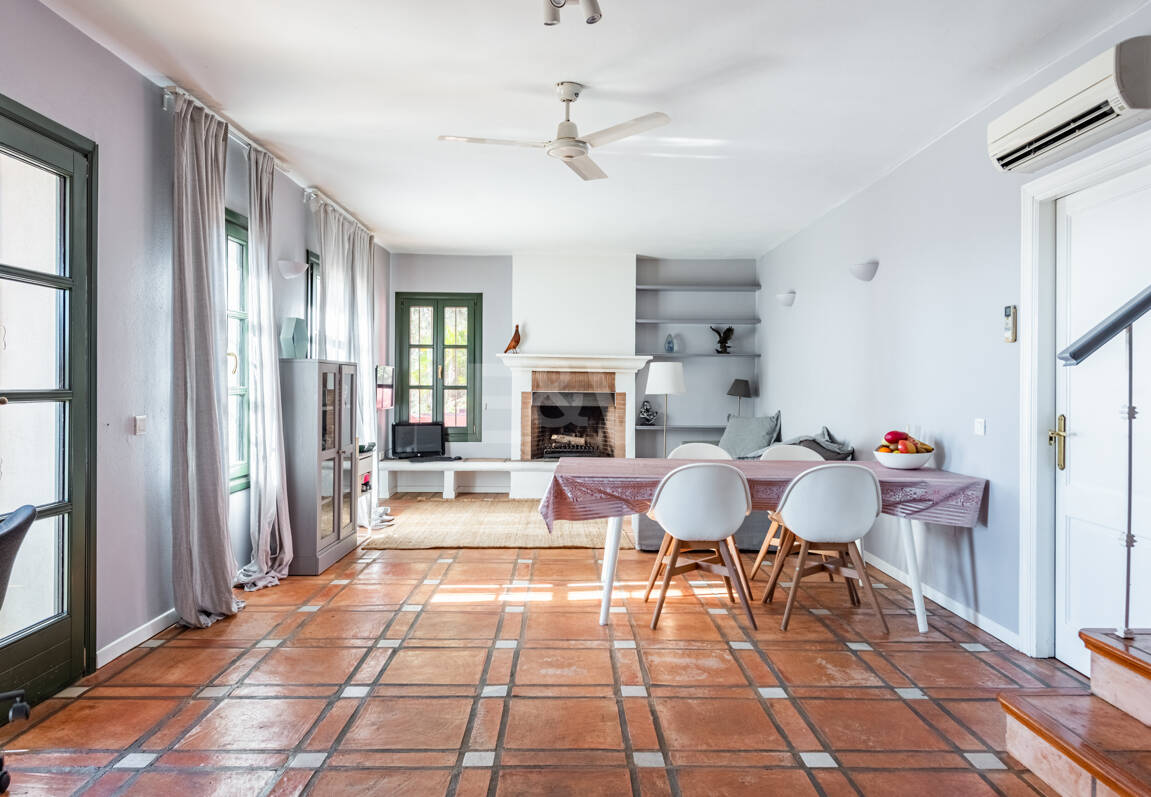 Elegante Villa im privaten mediterranen Refugium El Madroñal