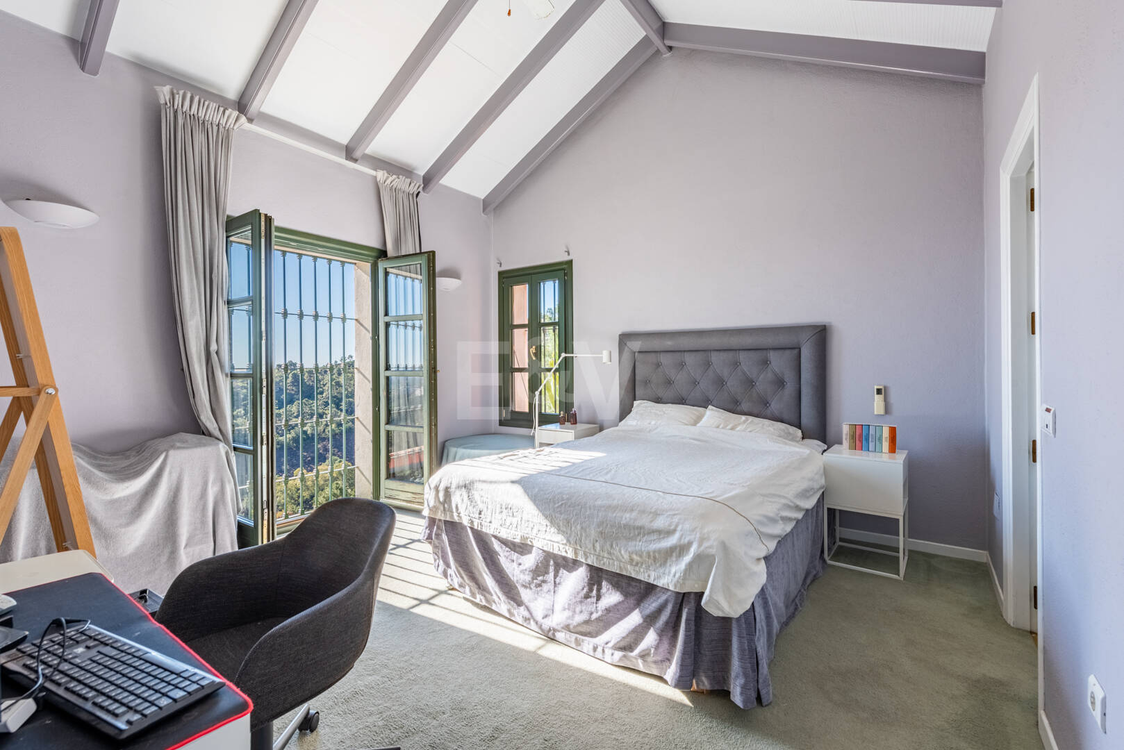 Elegante Villa im privaten mediterranen Refugium El Madroñal