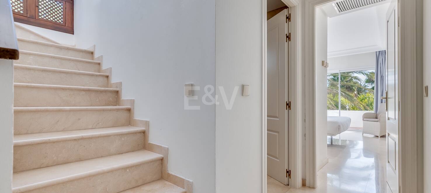 Oasis dúplex de 3 dormitorios con amplias terrazas en Ventura del Mar