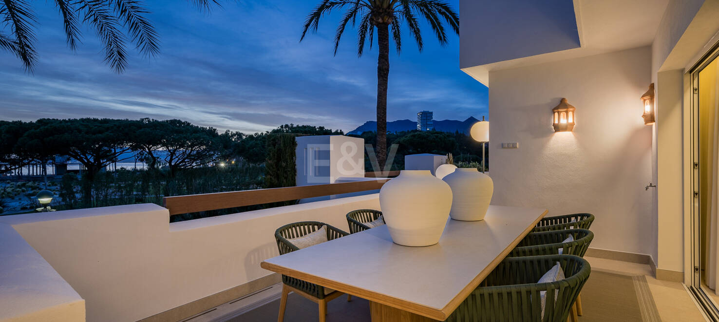 Lyx Beachfront Lägenhet i Los Monteros