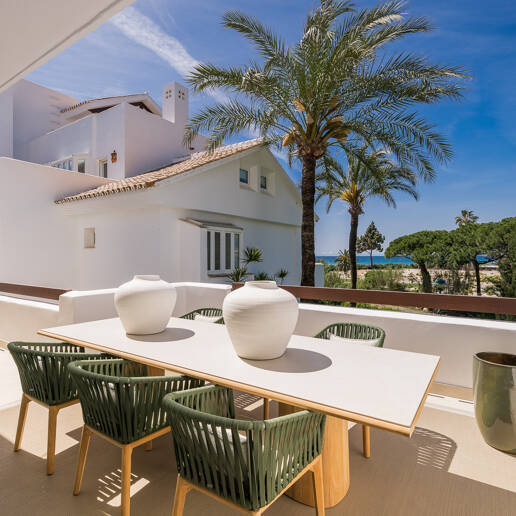 Lyx Beachfront Lägenhet i Los Monteros
