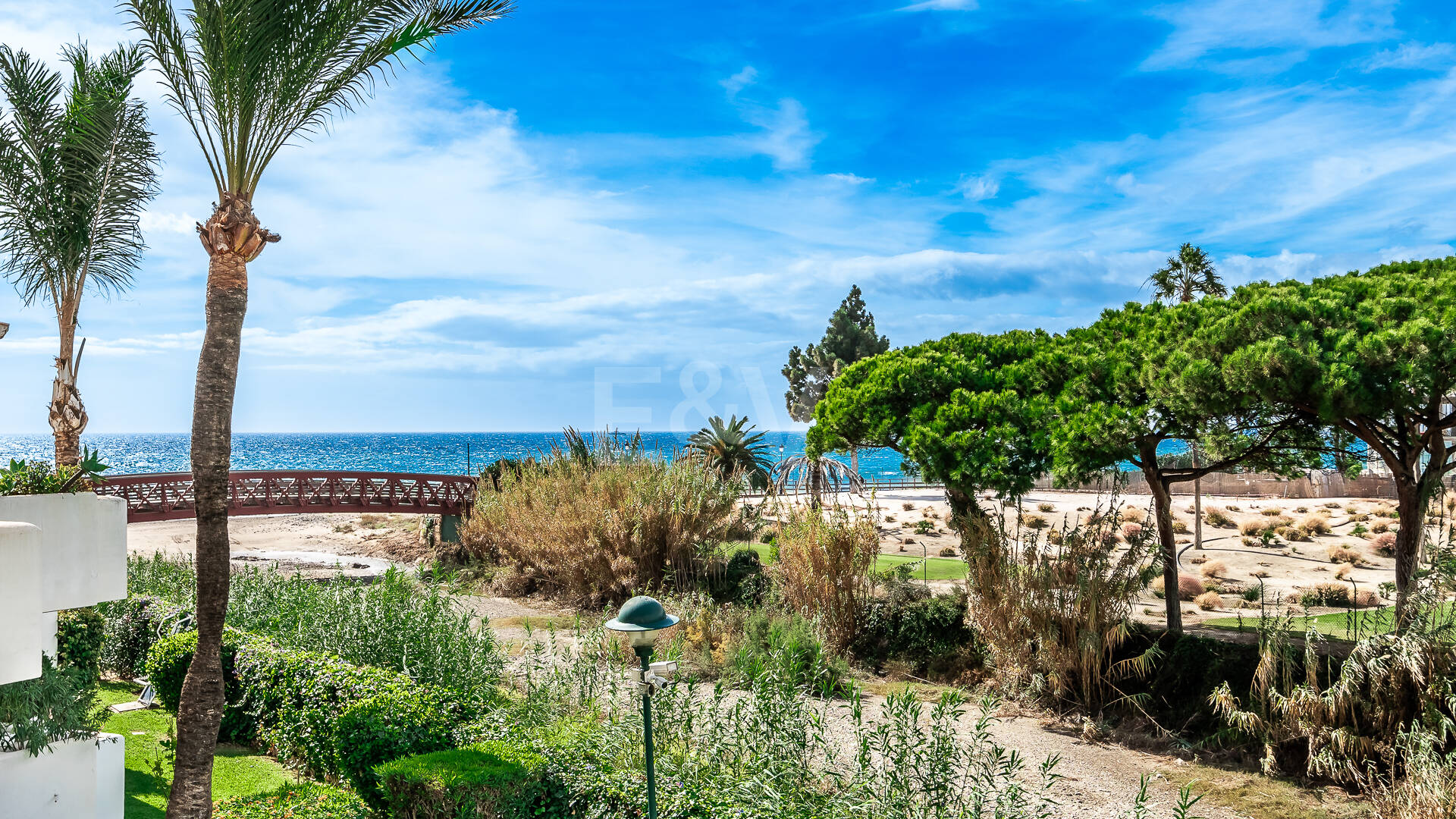 Apartamento de lujo en primera línea de playa en Los Monteros