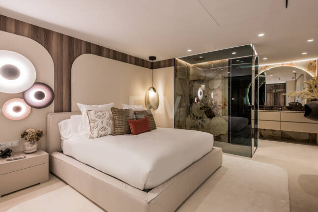 Lyx Beachfront Lägenhet i Los Monteros