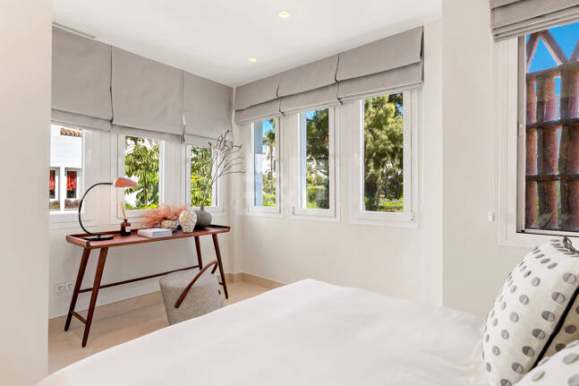 Lyx Beachfront Lägenhet i Los Monteros