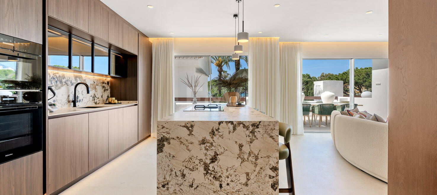 Lyx Beachfront Lägenhet i Los Monteros