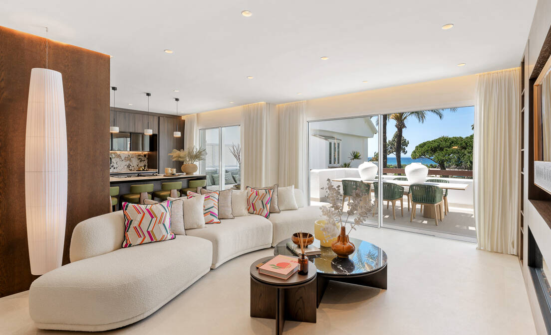 Luxury Beachfront Apartment in Los Monteros