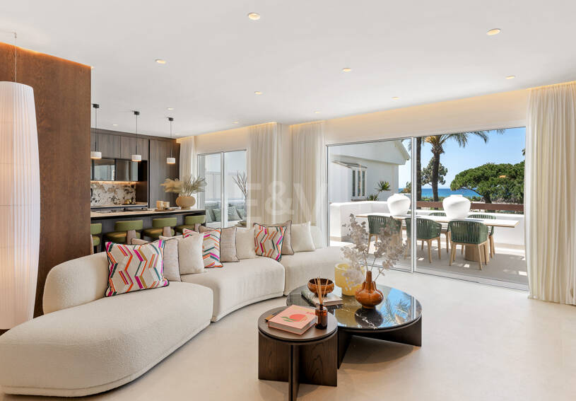 Lyx Beachfront Lägenhet i Los Monteros