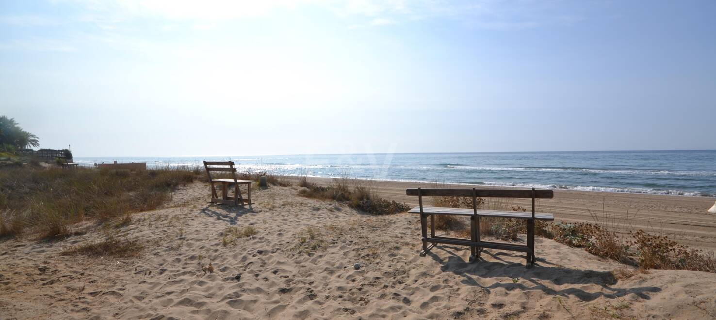 Rare Opportunity, Villa Close to the Beach in Los Monteros