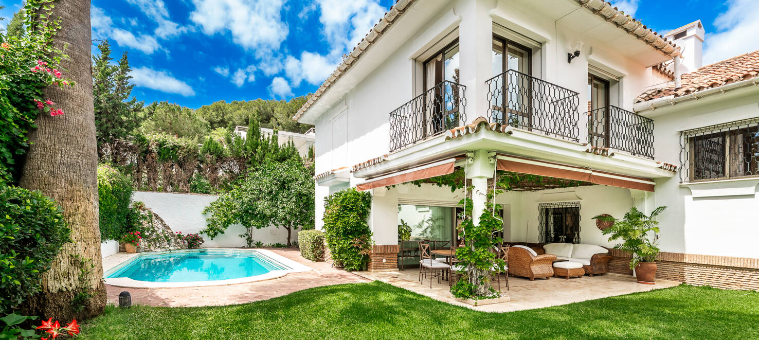 Rare Opportunity, Villa Close to the Beach in Los Monteros