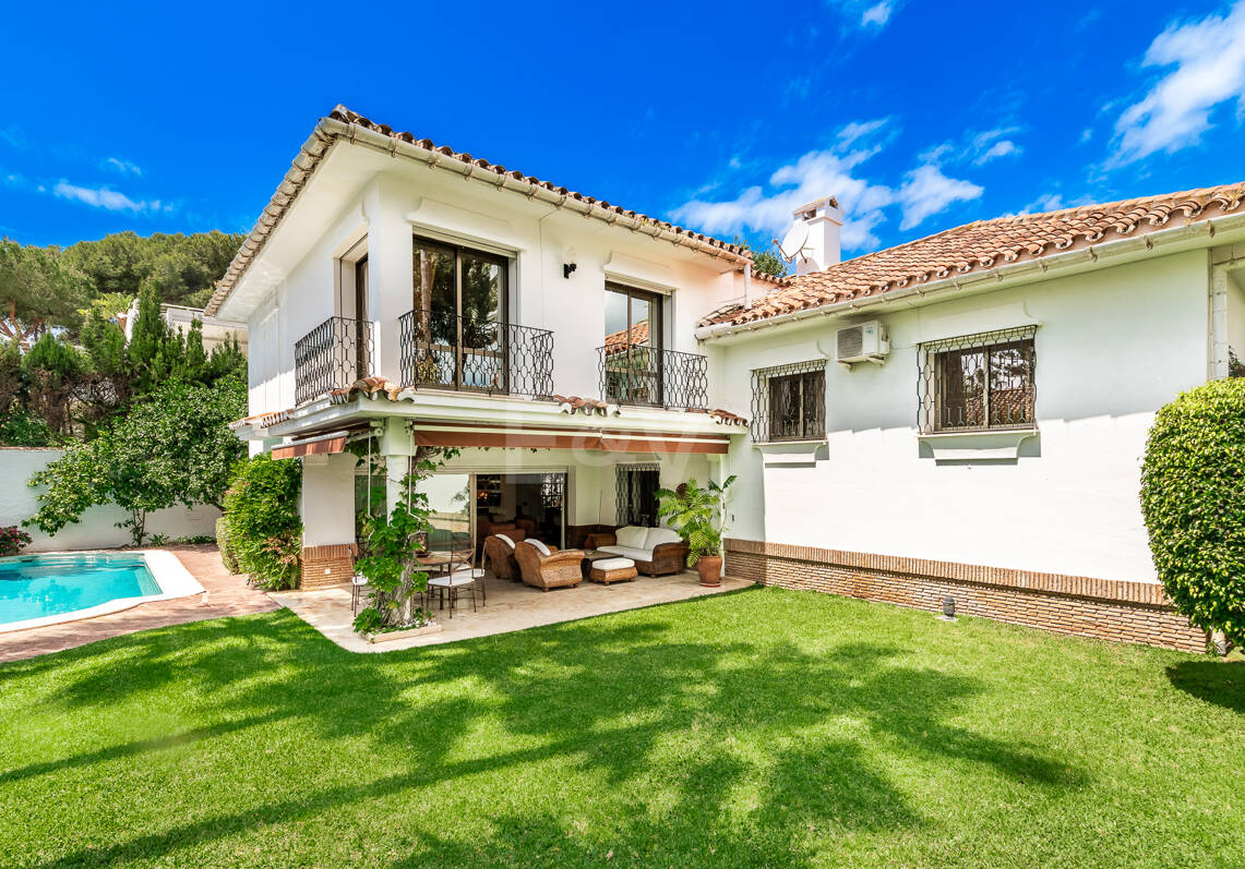 Sällsynt möjlighet, Villa Nära till stranden i Los Monteros