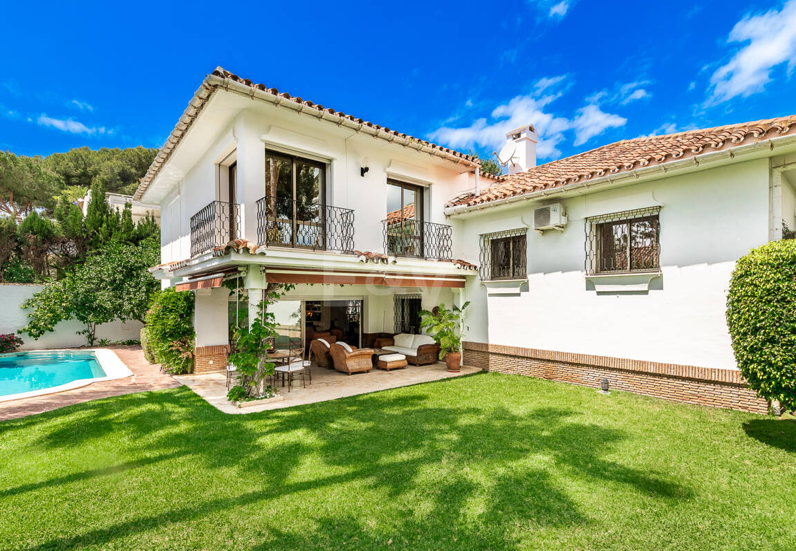 Rare Opportunity, Villa Close to the Beach in Los Monteros