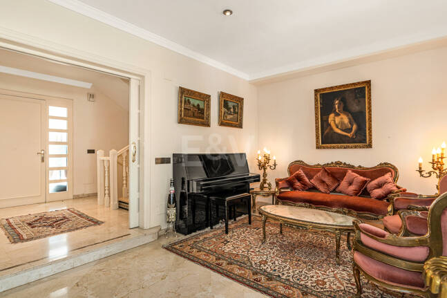 Rare Opportunity, Villa Close to the Beach in Los Monteros