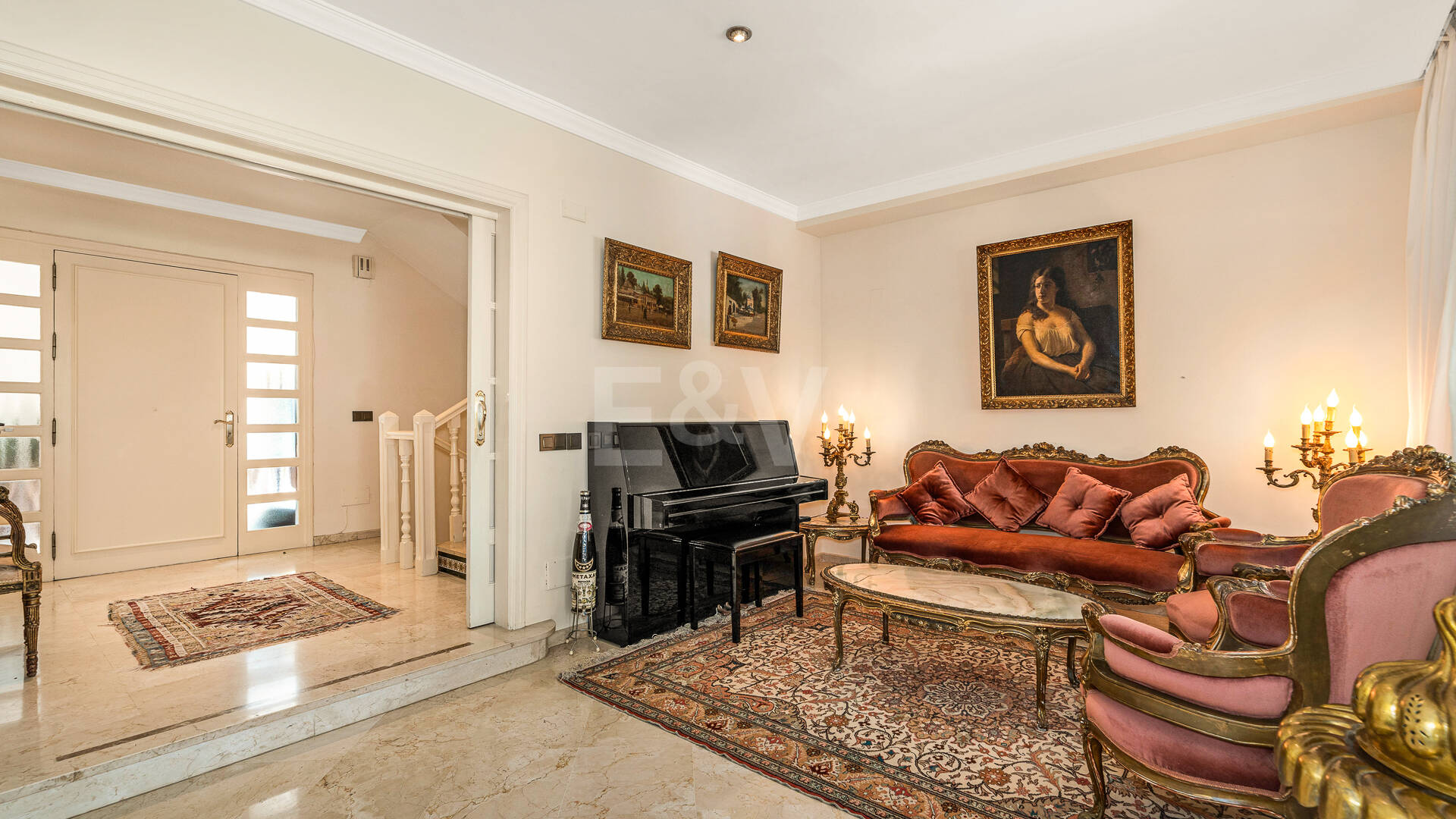 Rare Opportunity, Villa Close to the Beach in Los Monteros