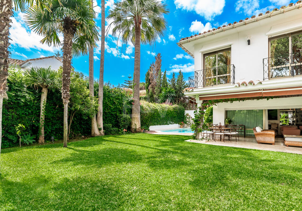 Sällsynt möjlighet, Villa Nära till stranden i Los Monteros