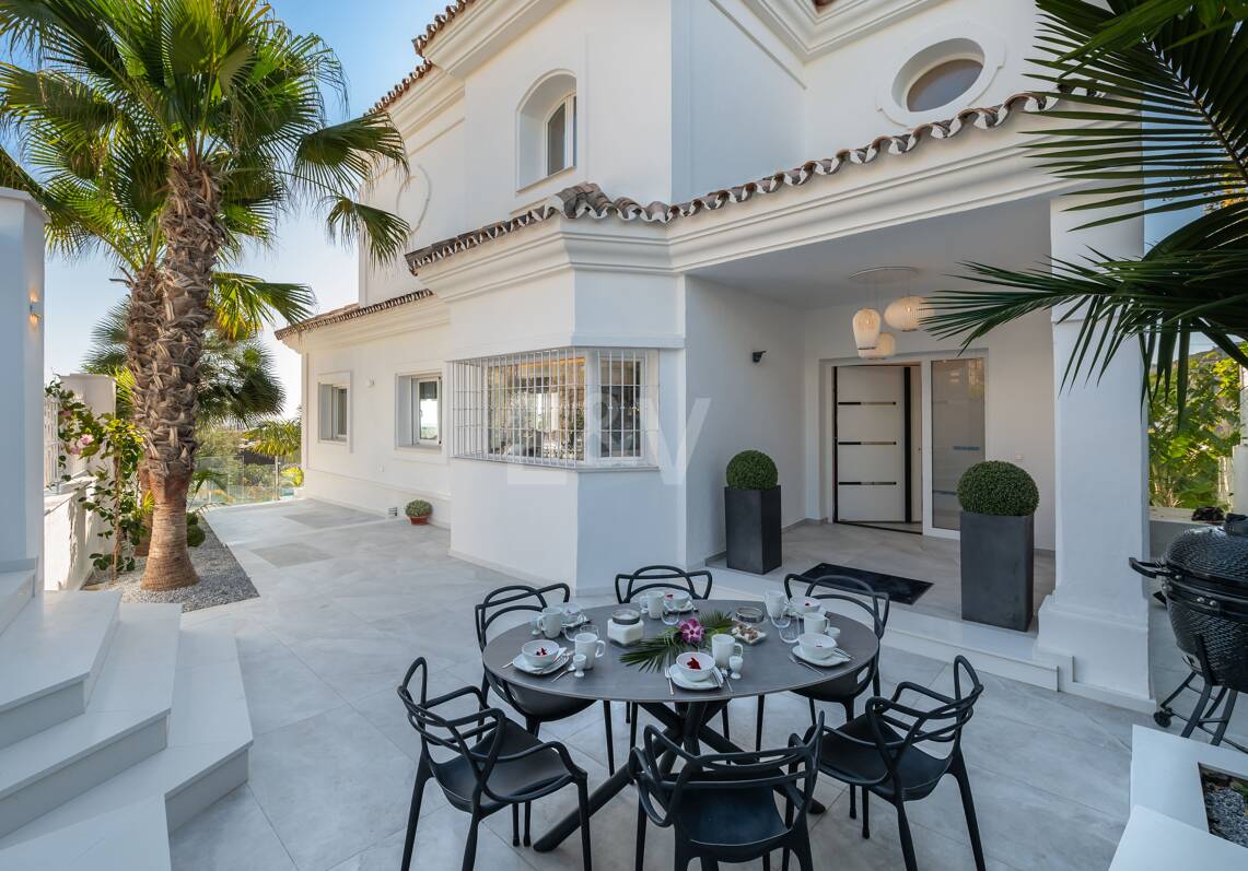 Luxury Designer Villa with Sea anf Golf Views in La Alqueria. Available for short term rentals
