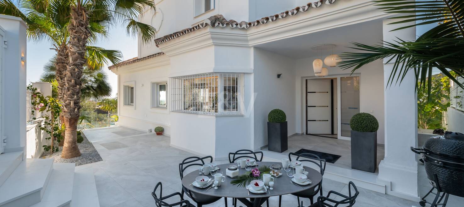 Luxury Designer Villa with Sea anf Golf Views in La Alqueria. Available for short term rentals