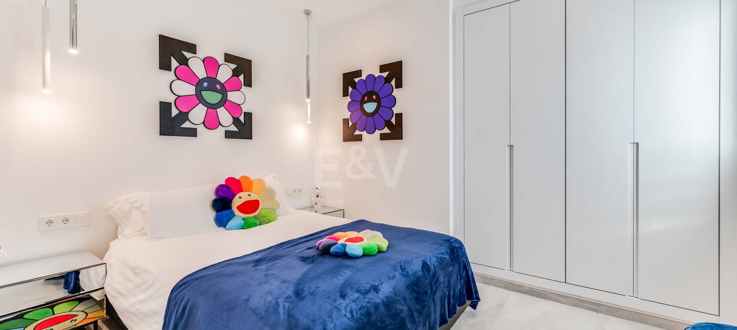 Luxury Designer Villa with Sea anf Golf Views in La Alqueria. Available for short term rentals