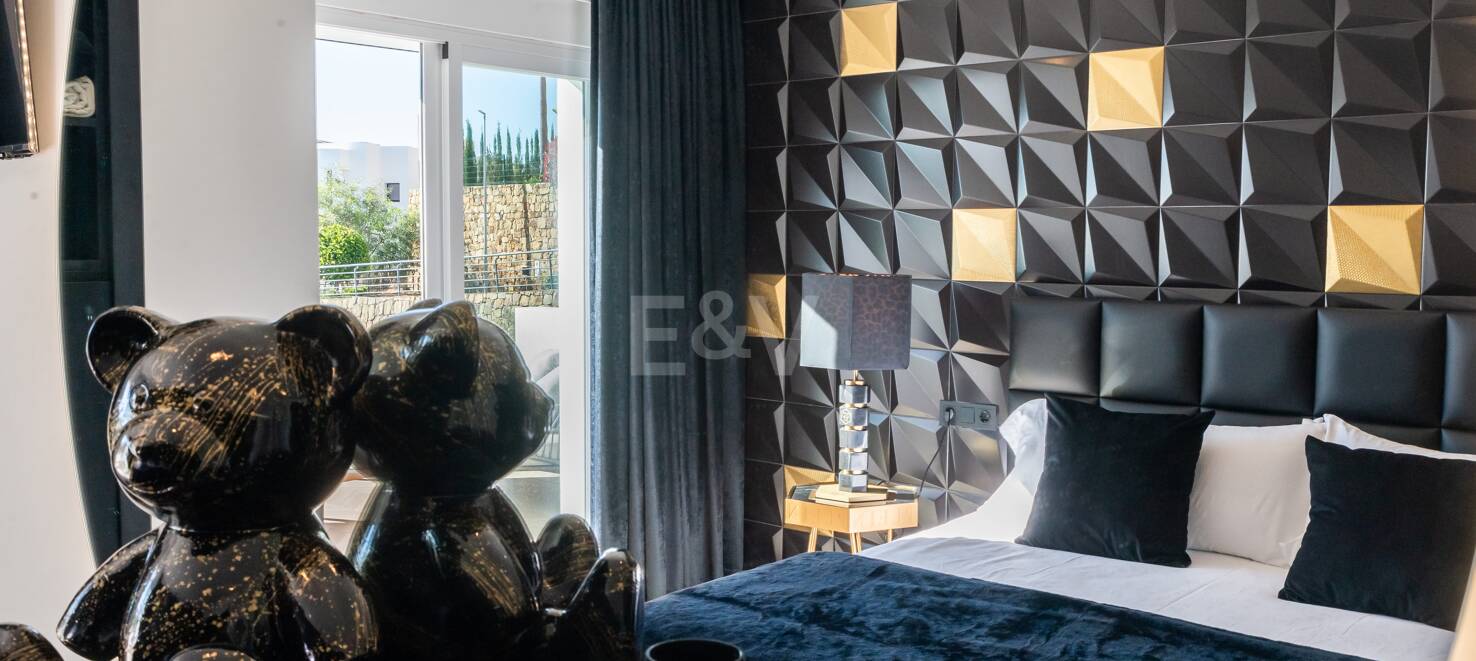 Luxury Designer Villa with Sea anf Golf Views in La Alqueria. Available for short term rentals