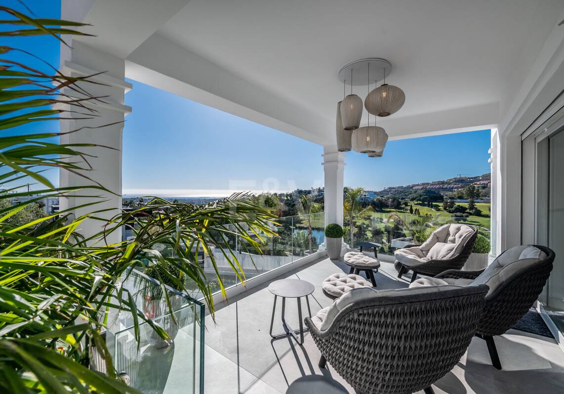 Luxury Designer Villa with Sea anf Golf Views in La Alqueria. Available for short term rentals