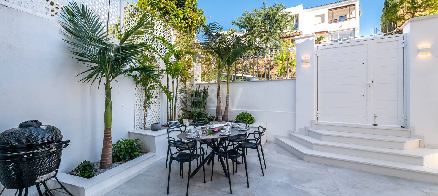 Luxury Designer Villa with Sea anf Golf Views in La Alqueria. Available for short term rentals