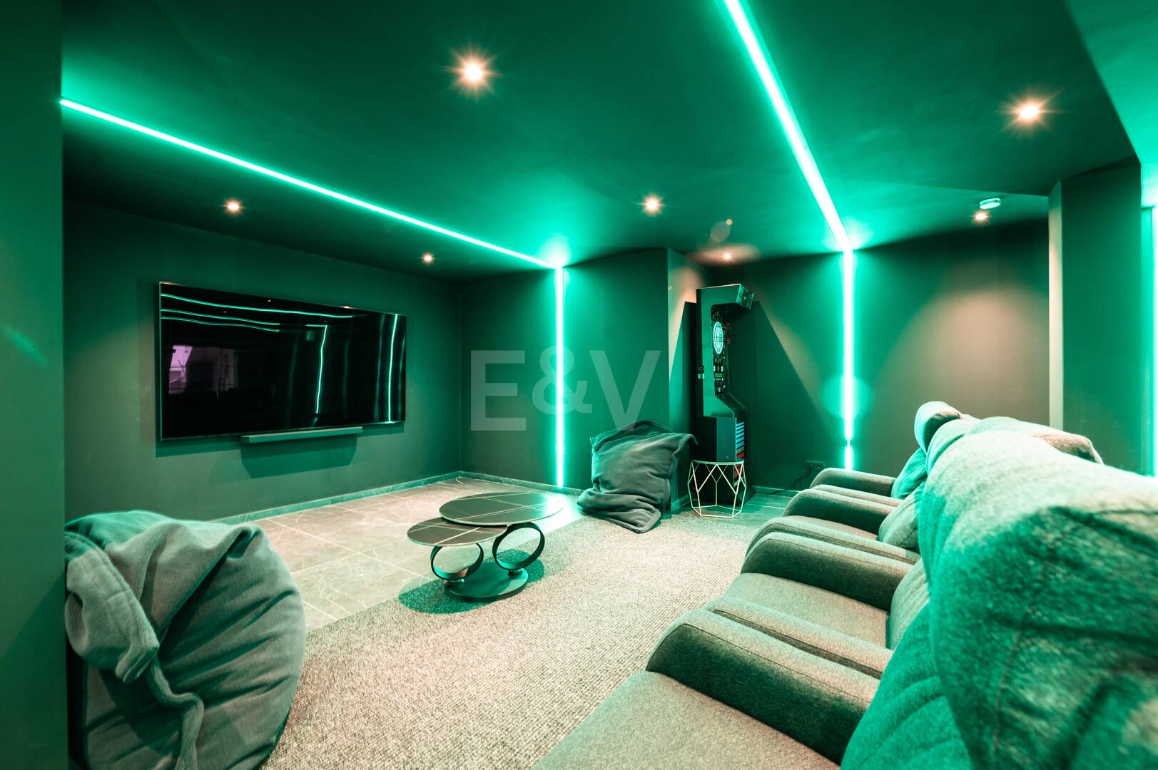 Lyx Designer Villa med Sea anf Golf Views i La Alqueria. Tillgänglig för kortfristiga hyror från 7 500 €/vecka.