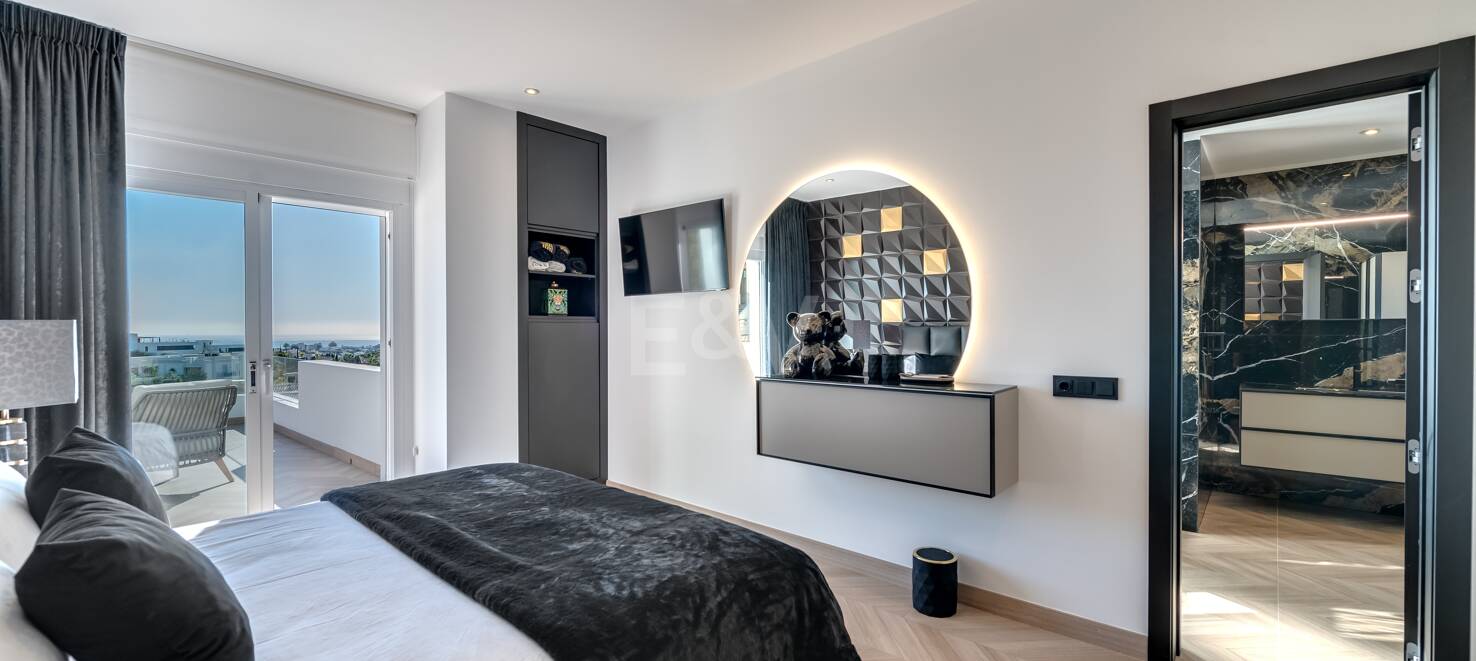Luxury Designer Villa with Sea anf Golf Views in La Alqueria. Available for short term rentals