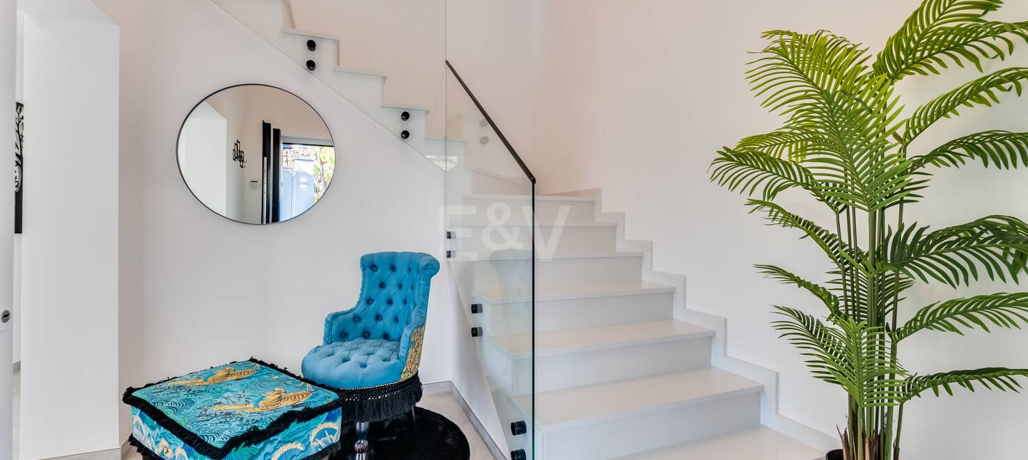 Luxury Designer Villa with Sea anf Golf Views in La Alqueria. Available for short term rentals