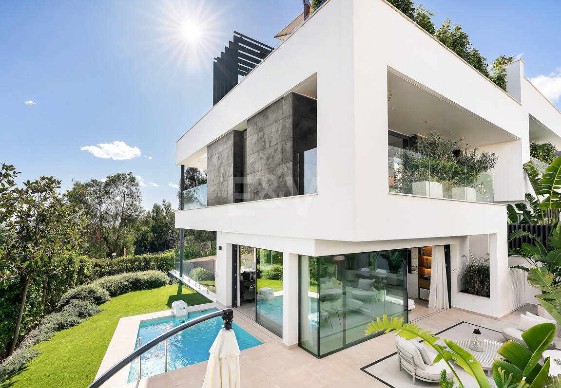 Fantastiskt modernt stilhus i Sierra Blanca