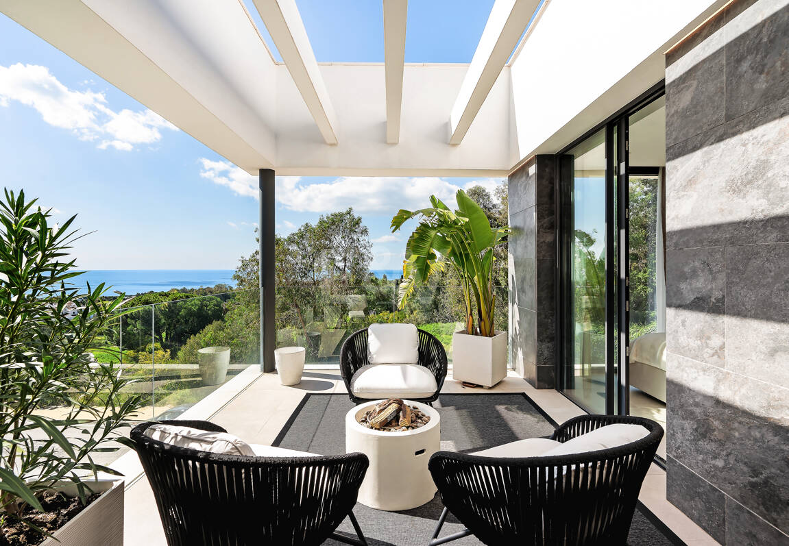 Fantastiskt modernt stilhus i Sierra Blanca