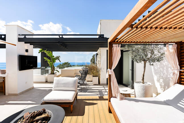 Fantastiskt modernt stilhus i Sierra Blanca