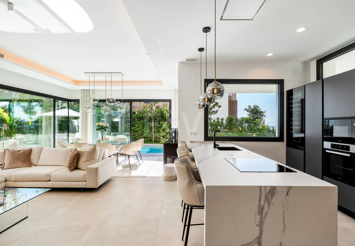 Fantastiskt modernt stilhus i Sierra Blanca