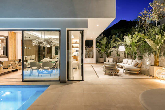 Fantastiskt modernt stilhus i Sierra Blanca