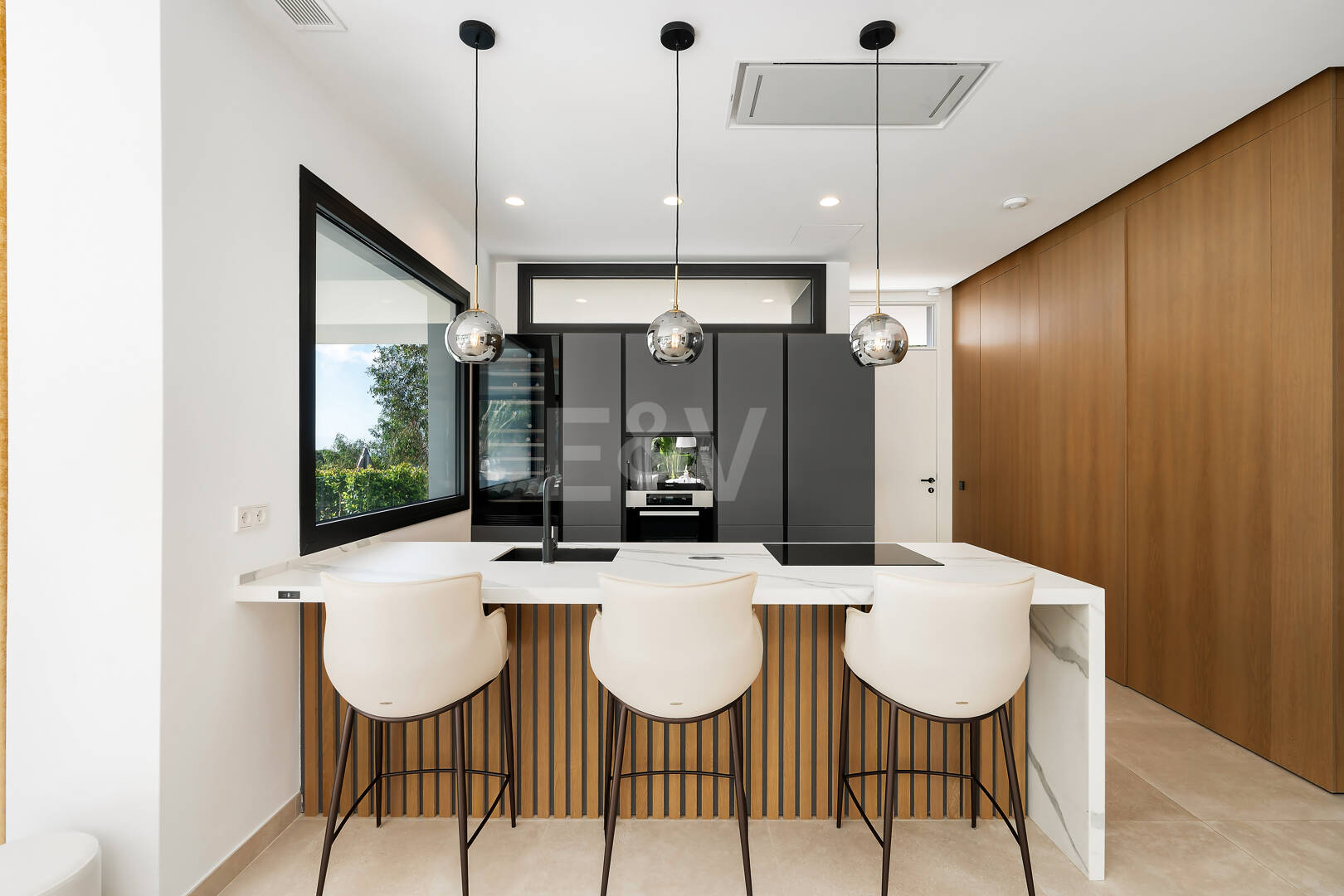 Fantastiskt modernt stilhus i Sierra Blanca