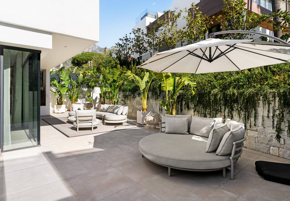 Fantastiskt modernt stilhus i Sierra Blanca