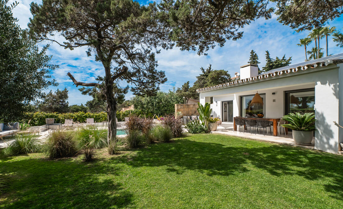 Modern Villa with Andalusian Style by the Beach in Marbesa – A Private Oasis