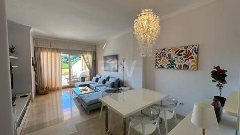 Elegant Apartment in Elviria Los Patios de Santa Maria Golf, with lovely open Views and in a gated community
