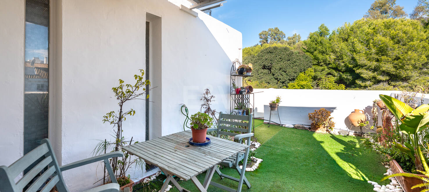 Eckhaus mit Meerblick in einer exklusiven Wohnanlage