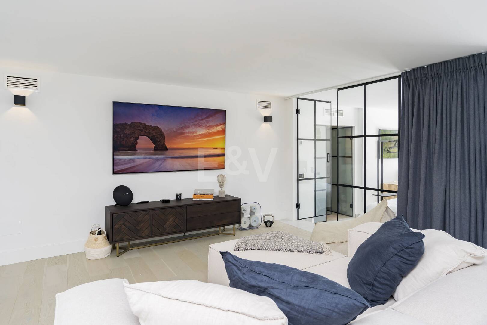 Luxuriöse Villa in Puerto del Capitán, Los Arqueros mit Bergblick