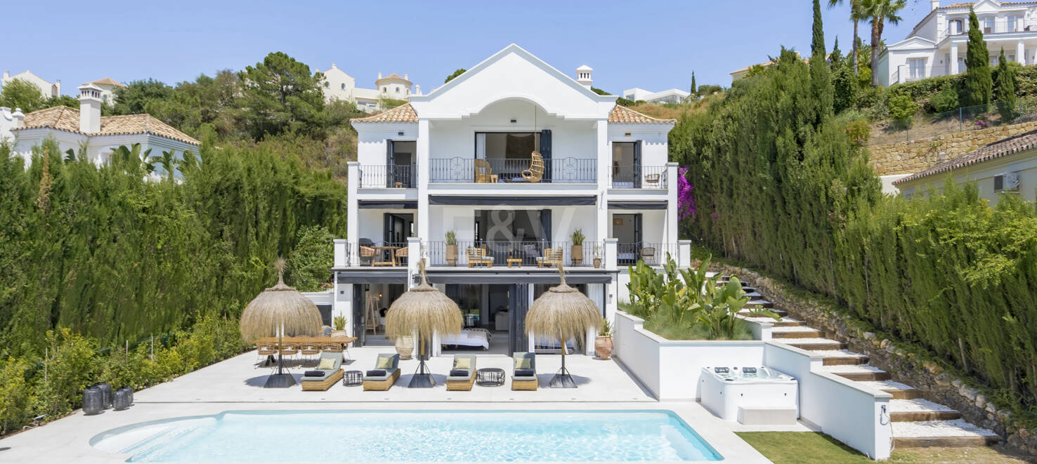 Lyxvilla i Puerto del Capitán, Los Arqueros med utsikt över bergen