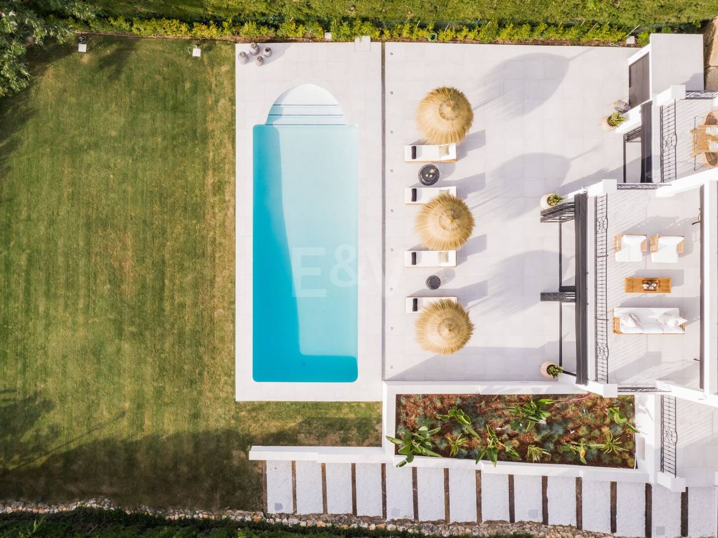 Luxuriöse Villa in Puerto del Capitán, Los Arqueros mit Bergblick