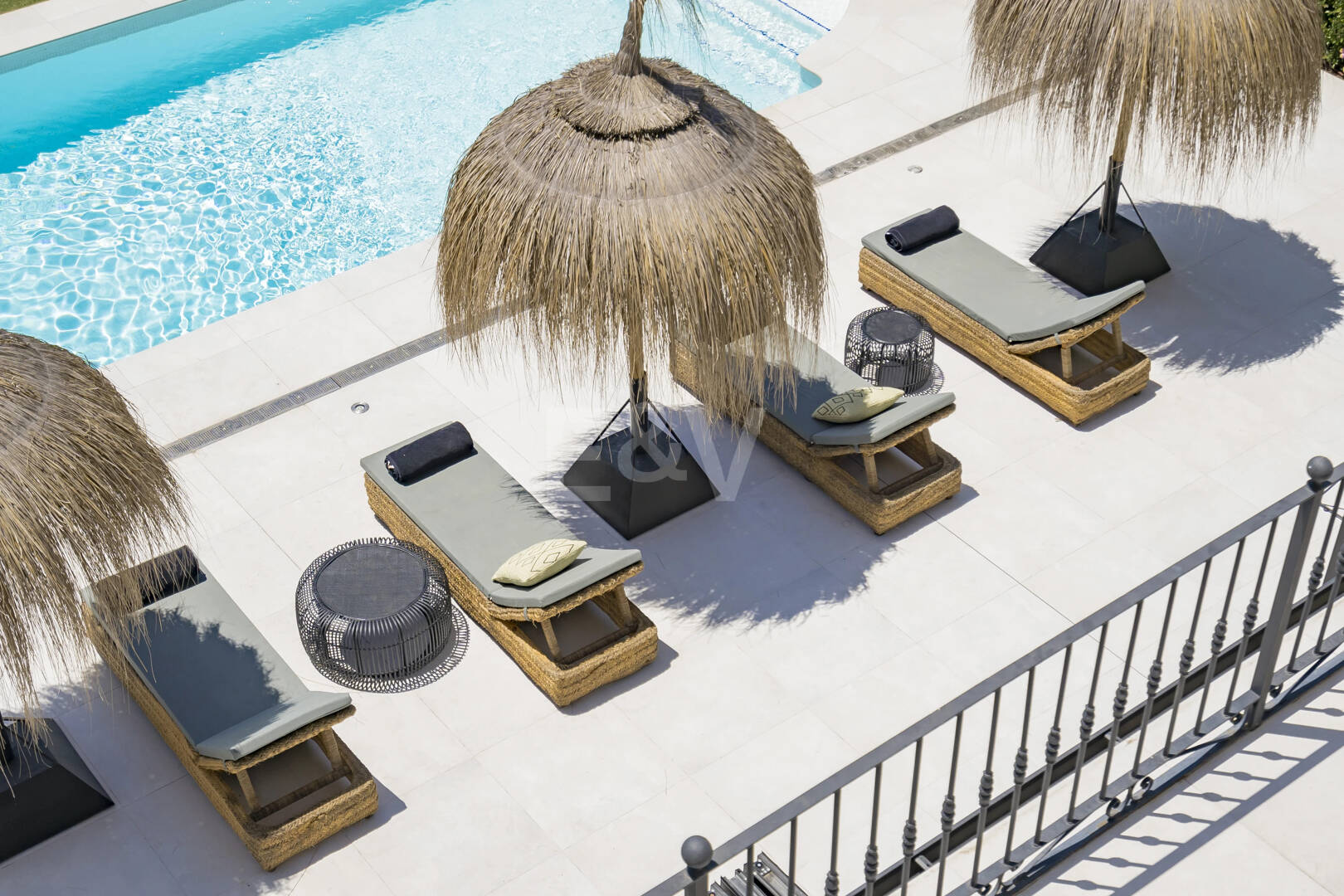 Luxurious villa in Puerto del Capitán, Los Arqueros with mountain views