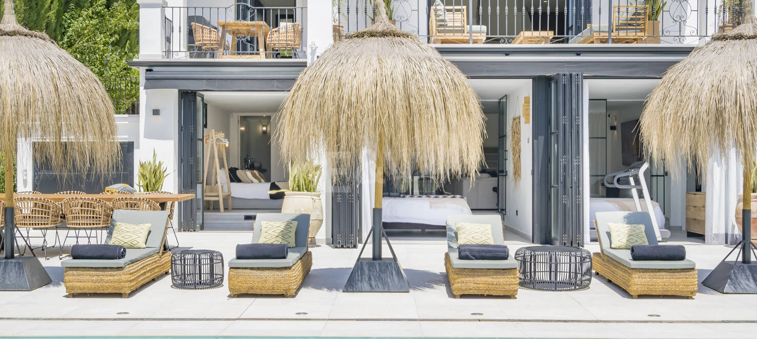 Lyxvilla i Puerto del Capitán, Los Arqueros med utsikt över bergen