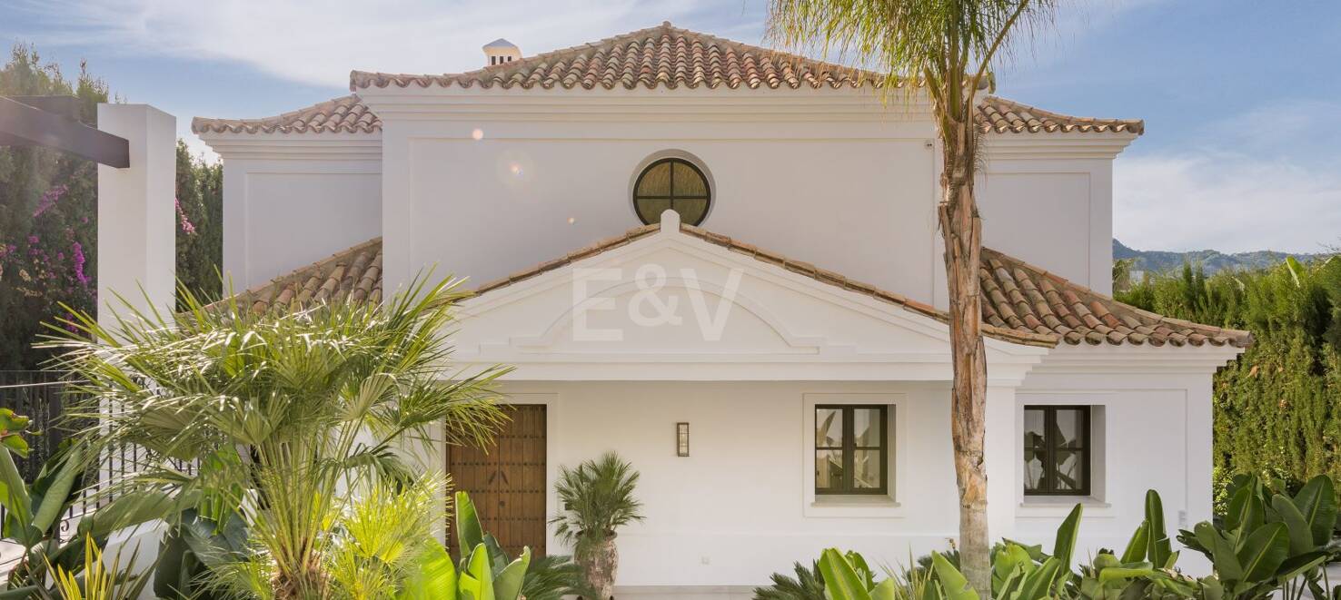 Lyxvilla i Puerto del Capitán, Los Arqueros med utsikt över bergen