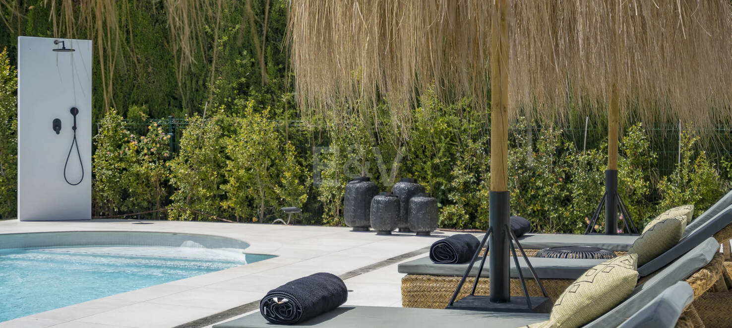 Lyxvilla i Puerto del Capitán, Los Arqueros med utsikt över bergen