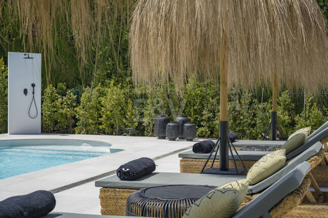 Luxurious villa in Puerto del Capitán, Los Arqueros with mountain views