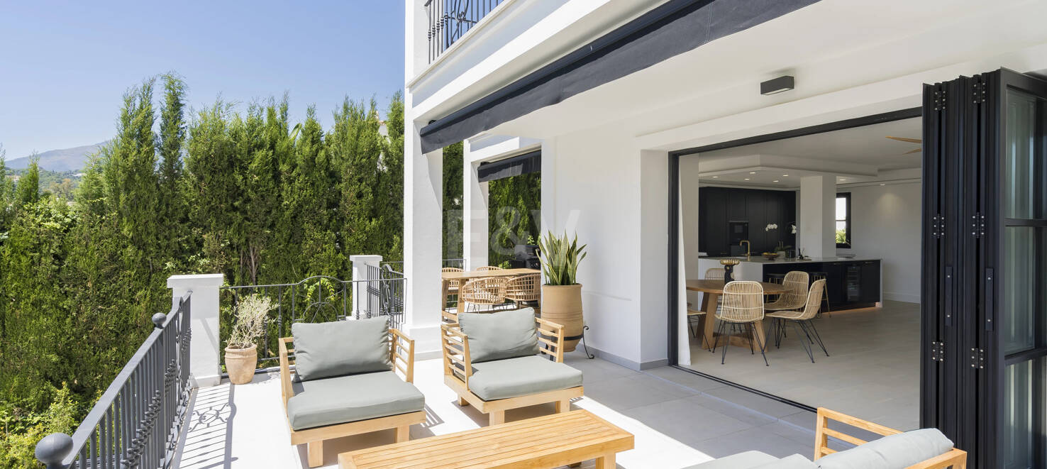 Lyxvilla i Puerto del Capitán, Los Arqueros med utsikt över bergen